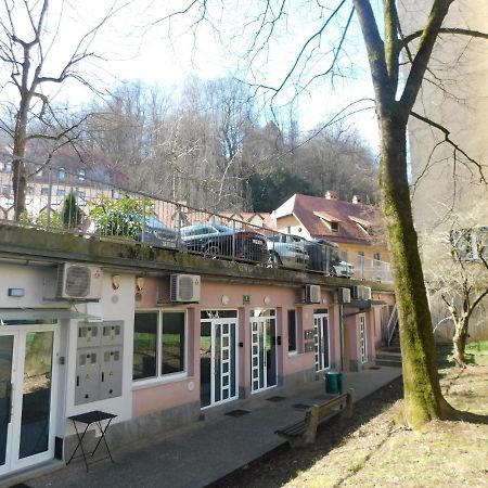 Апартаменты Modern Center Studio Under The Castle V Любляна Экстерьер фото